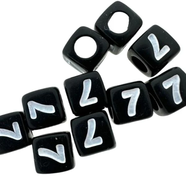 Acryl cijferkralen vierkant Ø3,6mm 7 zwart 6mm - 10 stuks