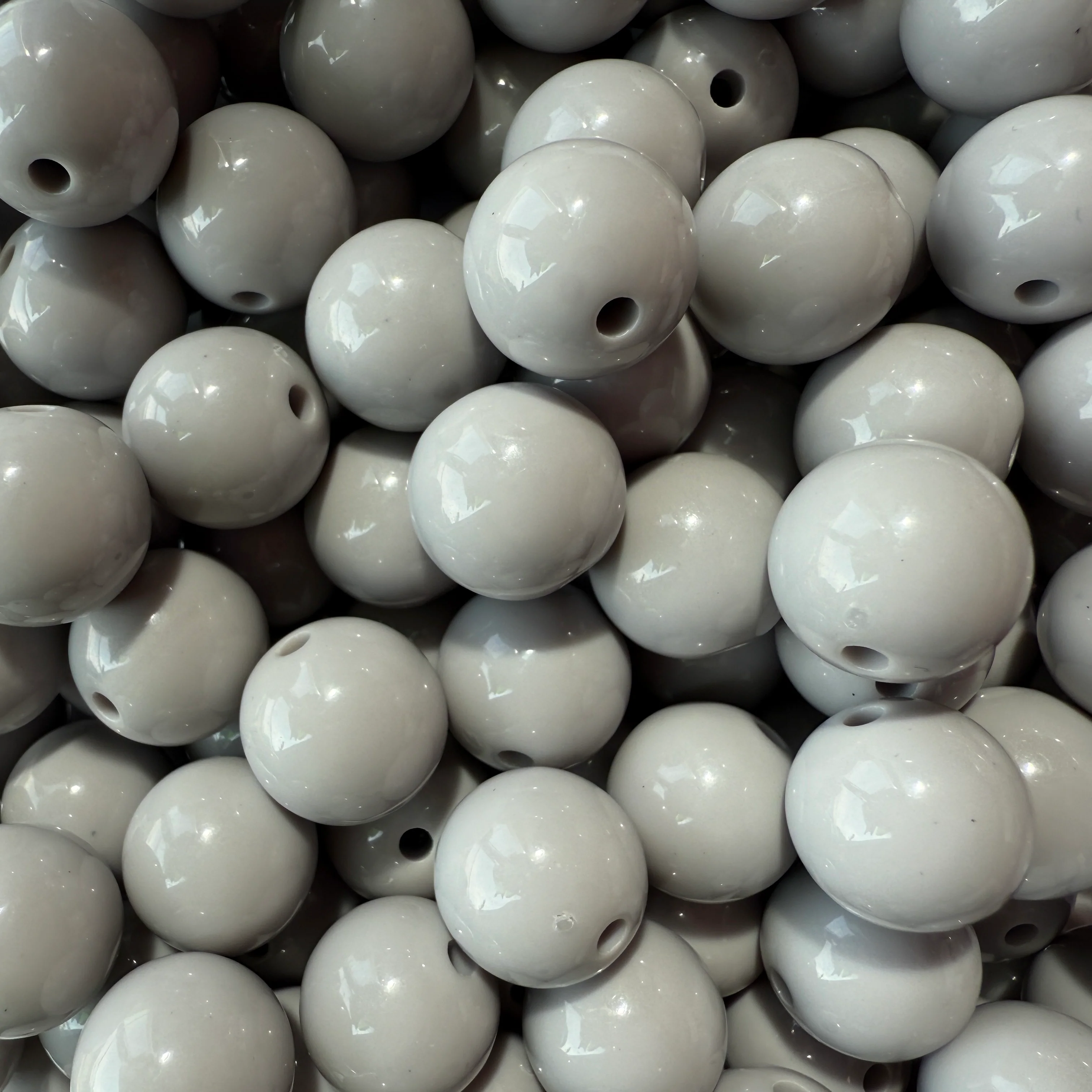 Acryl kraal opaque 13mm Licht grijs - per stuk
