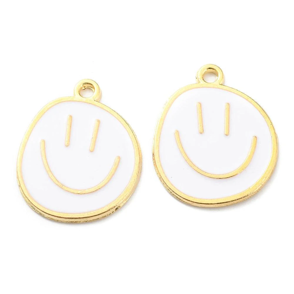 Bedel emaille smiley wit/goud 24x20mm