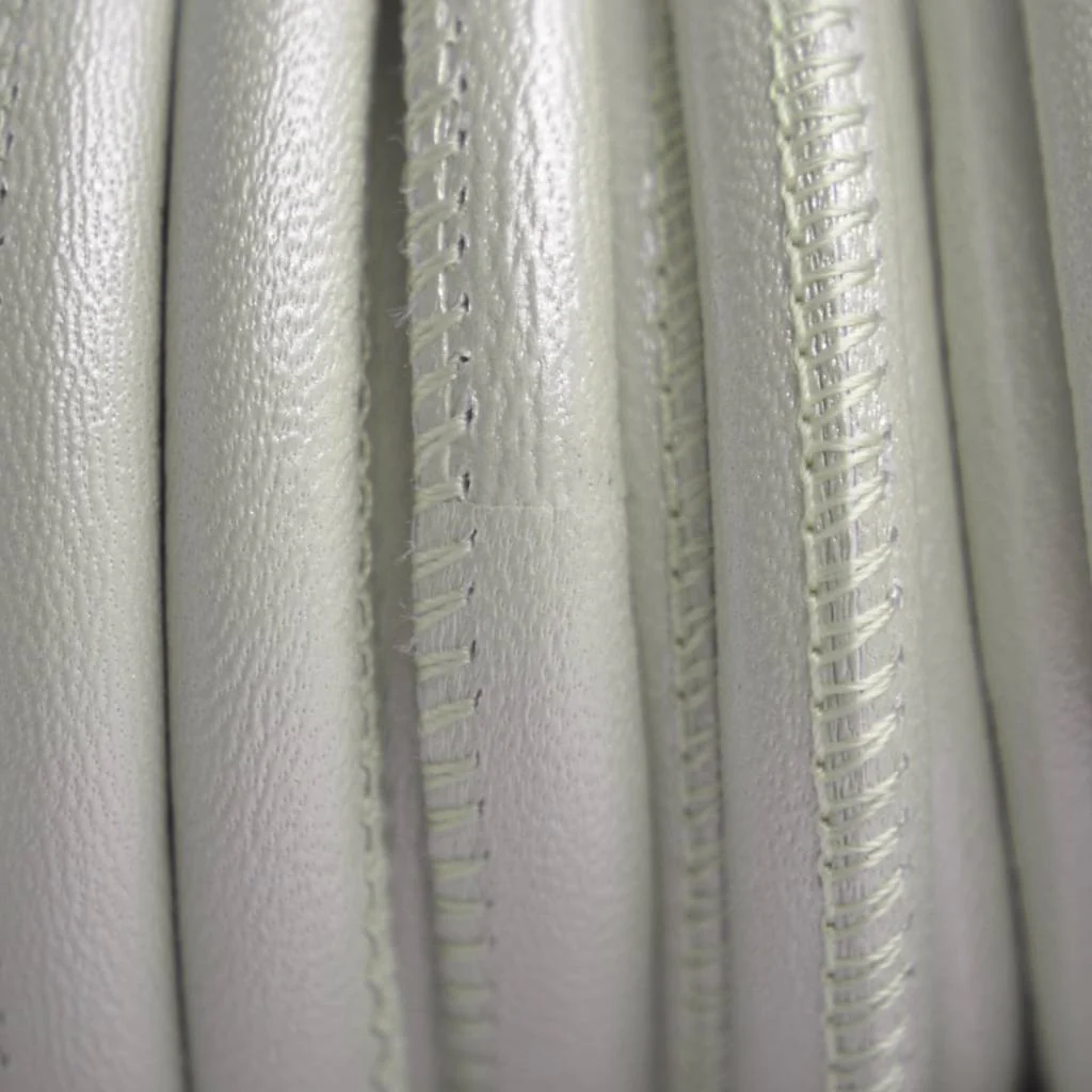 Stitched leer PQ ivoor wit metallic 6mm - per cm