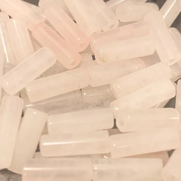 Edelsteen tube kraal rond Rozenkwarts 13x4mm