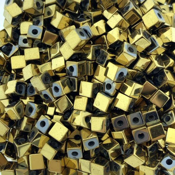 Hematiet plated goud vierkant 3x3mm - 25 stuks