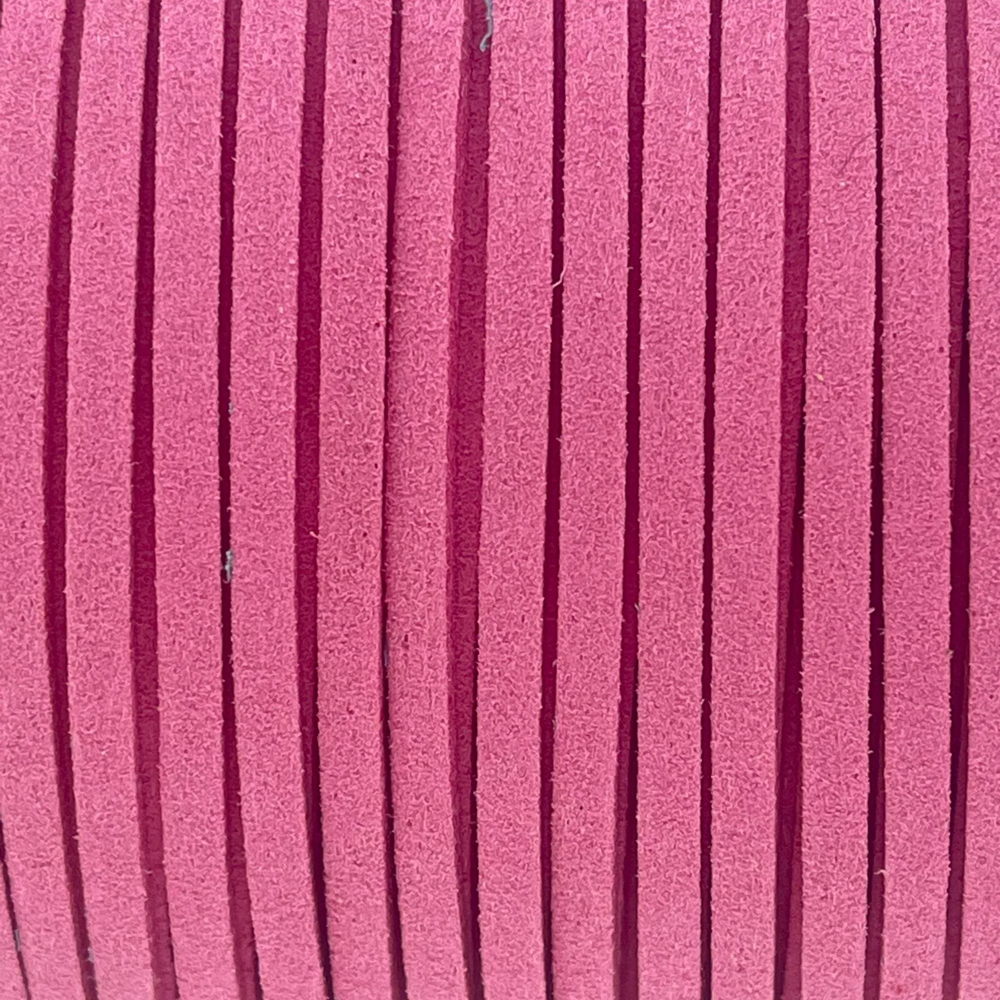 Imitatie suede roze 3x1,5mm - 2 meter