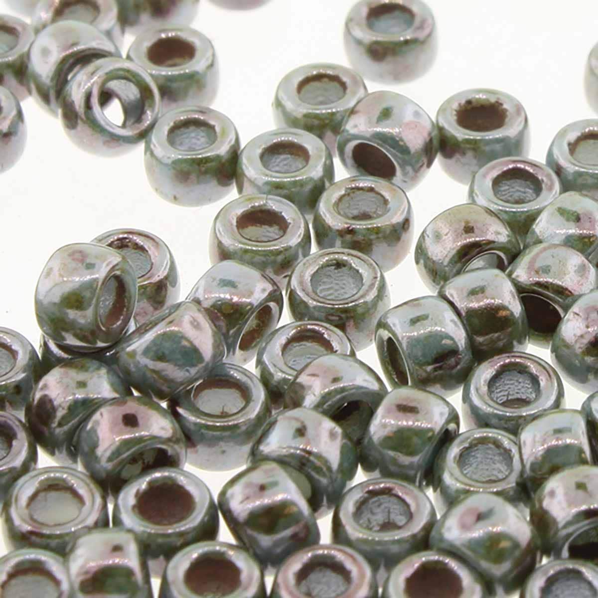 Matubo kralen Chalk lazure blue 8/0 (3mm) - ±160 stuks