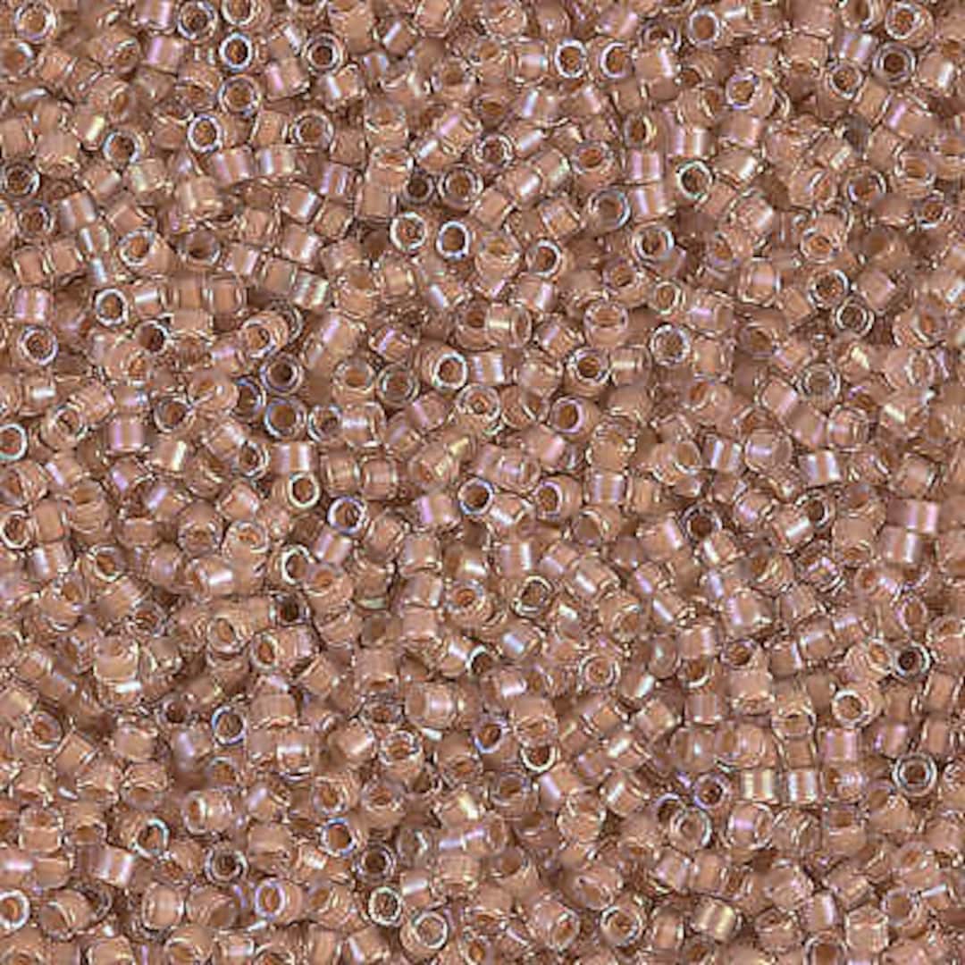 Miyuki Delica 11/0 DB-069 Lined beige AB - 4 gram