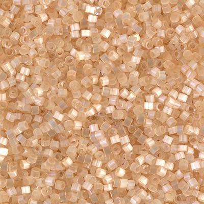 Miyuki Delica DB-674 Cream silk satin 11/0 - 4 gram