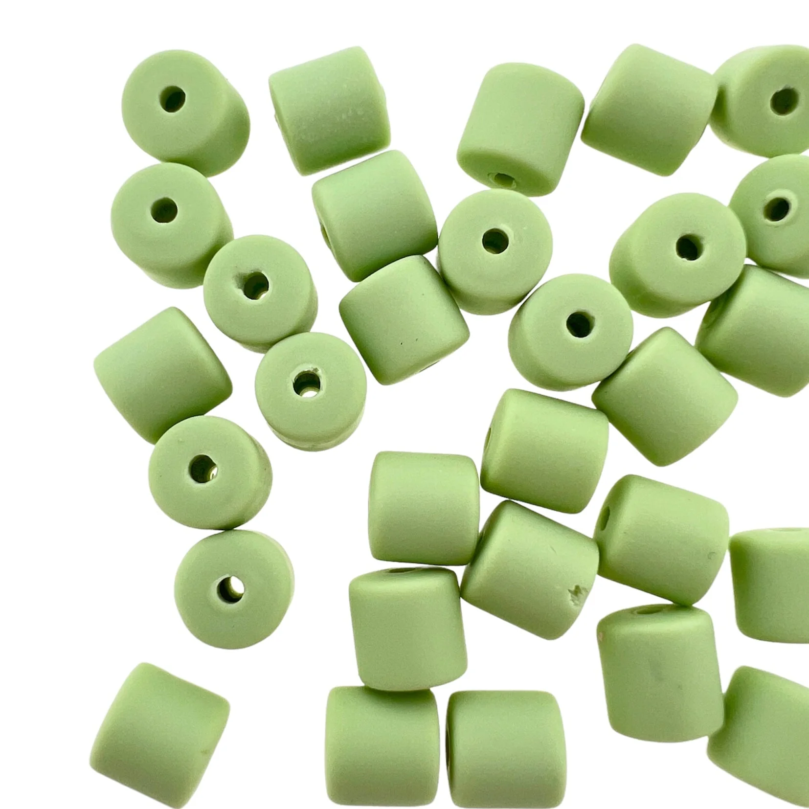 Polymeer candy kralen zacht groen 6~7x3mm - ±30 stuks