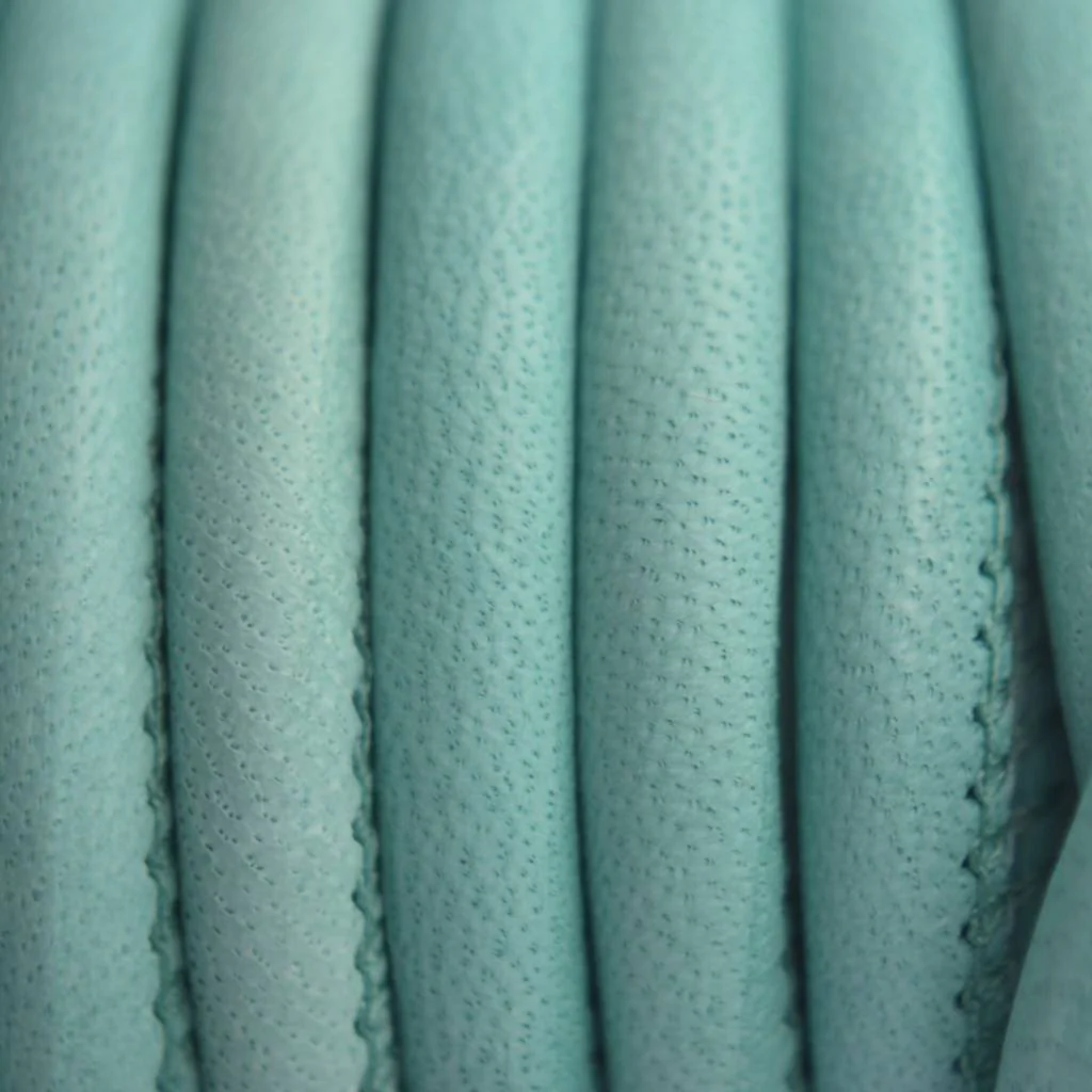 Stitched leer PQ turquoise groen 6mm - per cm