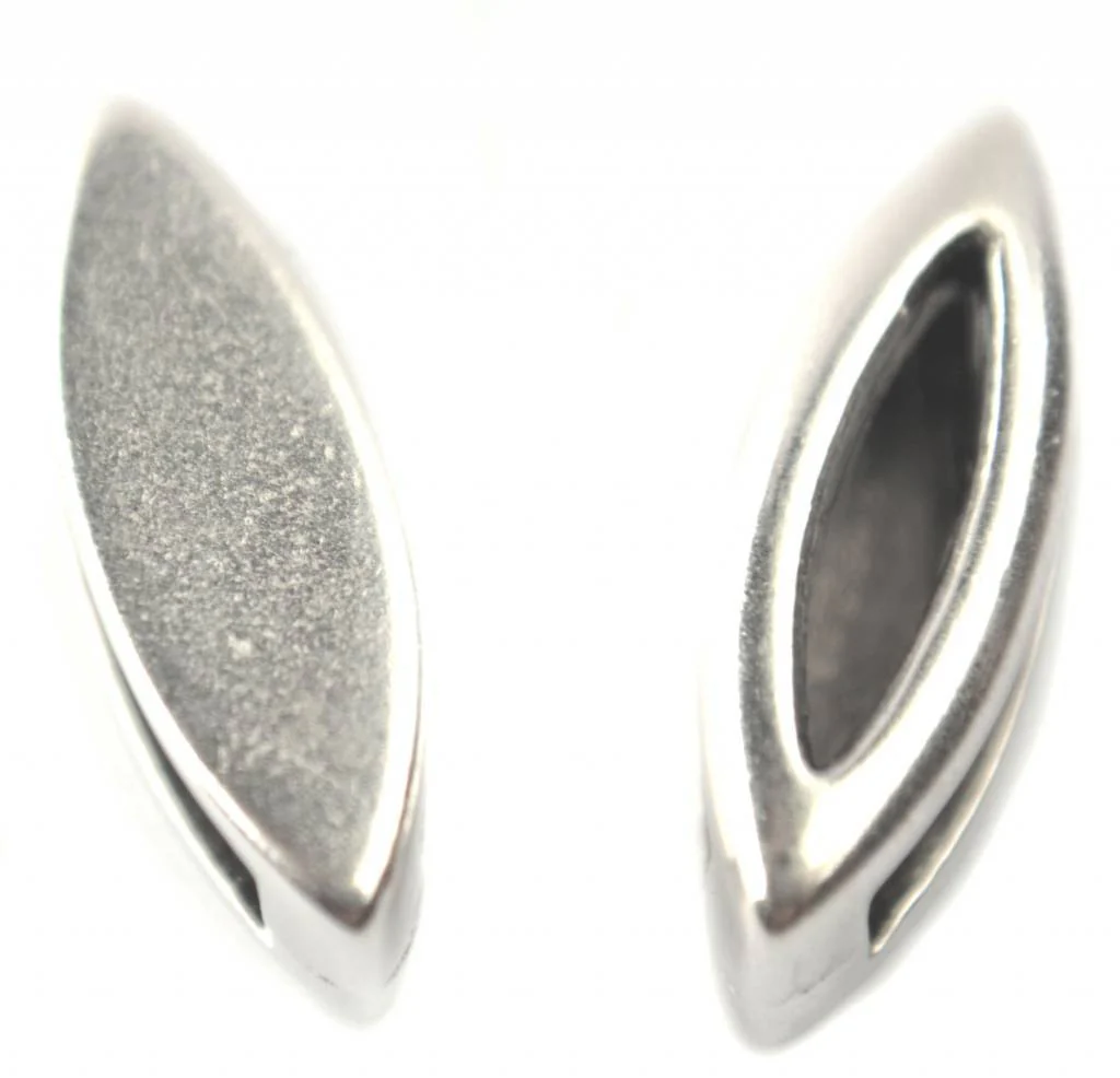 Leerschuiver ovaal Ø10x2.5mm zilver DQ 14mm